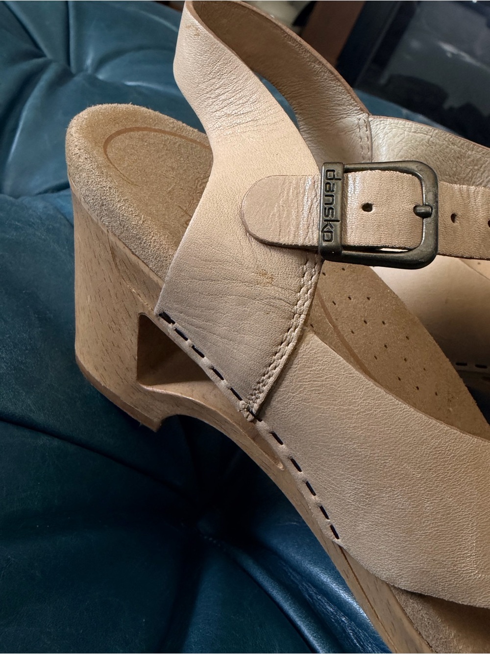 Dansko Women’s Tan Leather Wedge Sandals - Picture 3 of 5